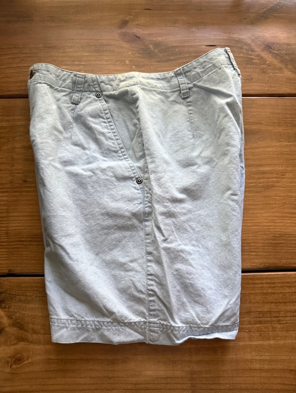 Liz Claiborne Cream Cotton Shorts Size 6